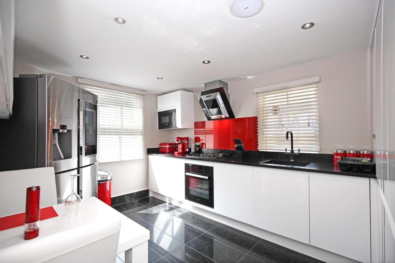 Modern Bedroom In London !! Ngoại thất bức ảnh